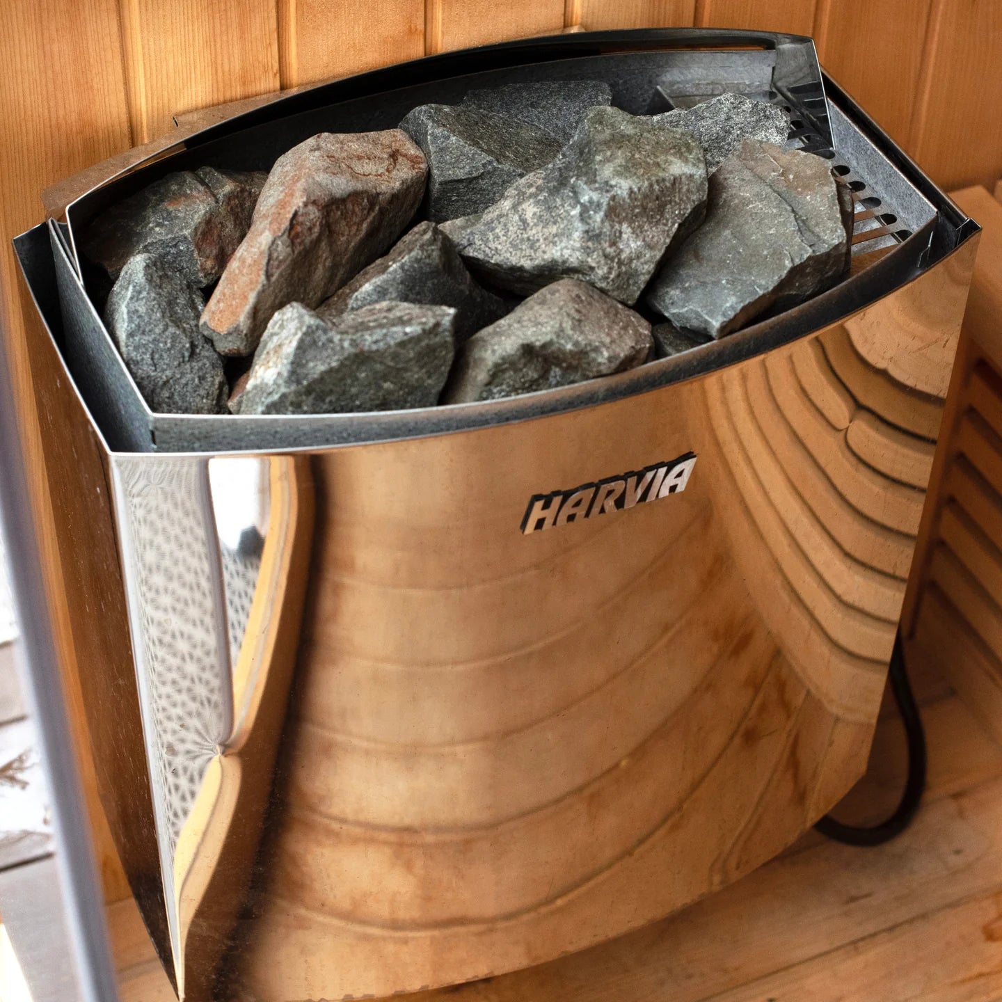 6 Person Traditional Sauna  & Inflatable Plunge